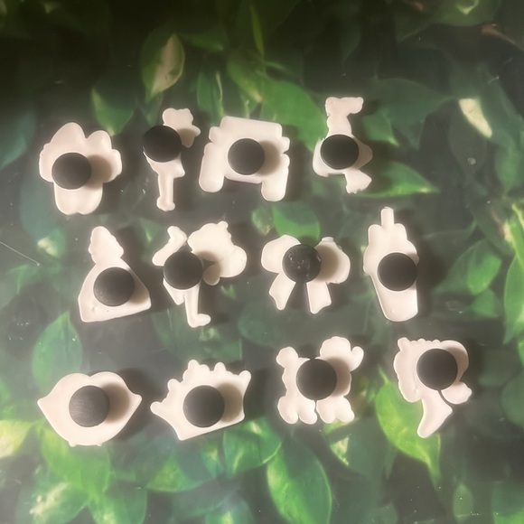 FINAL CLEARANCE PRICE 12 Barbie Croc Charms Shoe Charm Jibbit - Picture 9 of 11